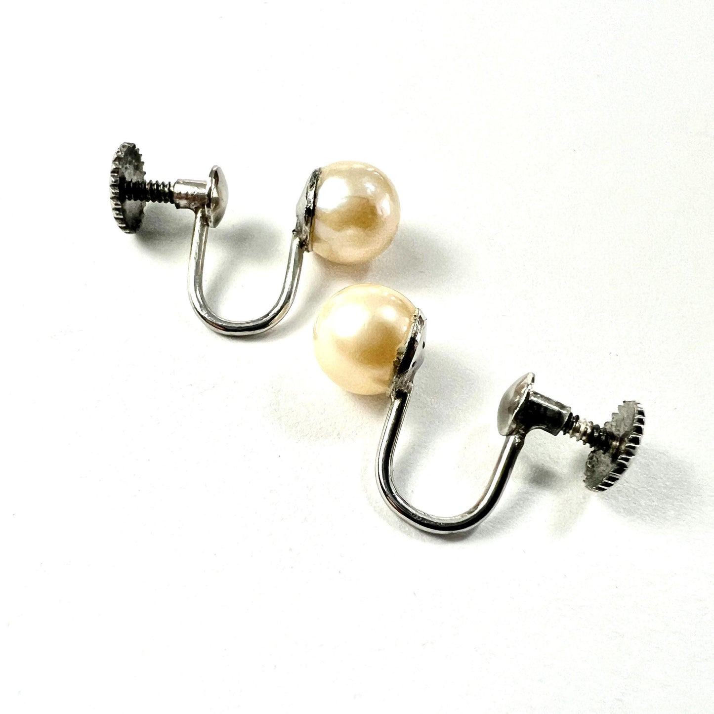 Vintage Cultured Pearl Solitaire Silver Screwback Earrings