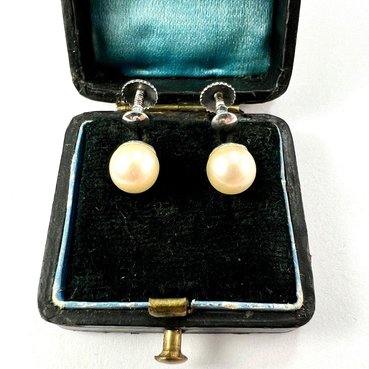 Vintage Cultured Pearl Solitaire Silver Screwback Earrings