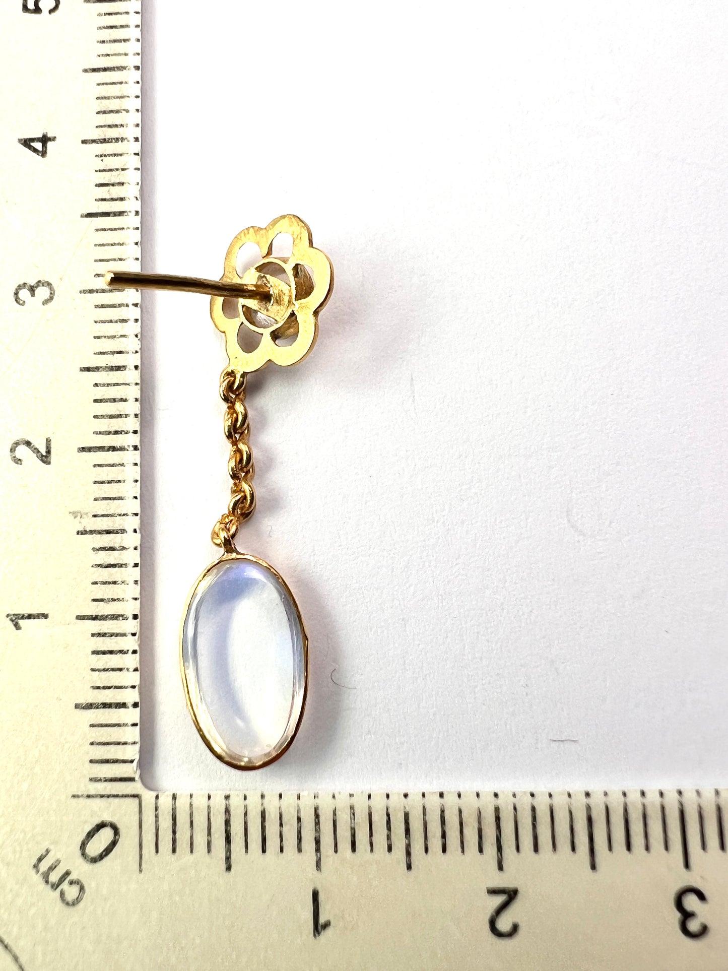 Vintage 20CT Gold Moonstone Flower Chain Drop Earrings