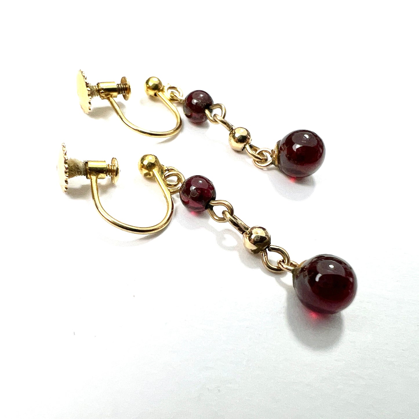 Edwardian Garnet Bead 9CT Gold Screwback Earrings
