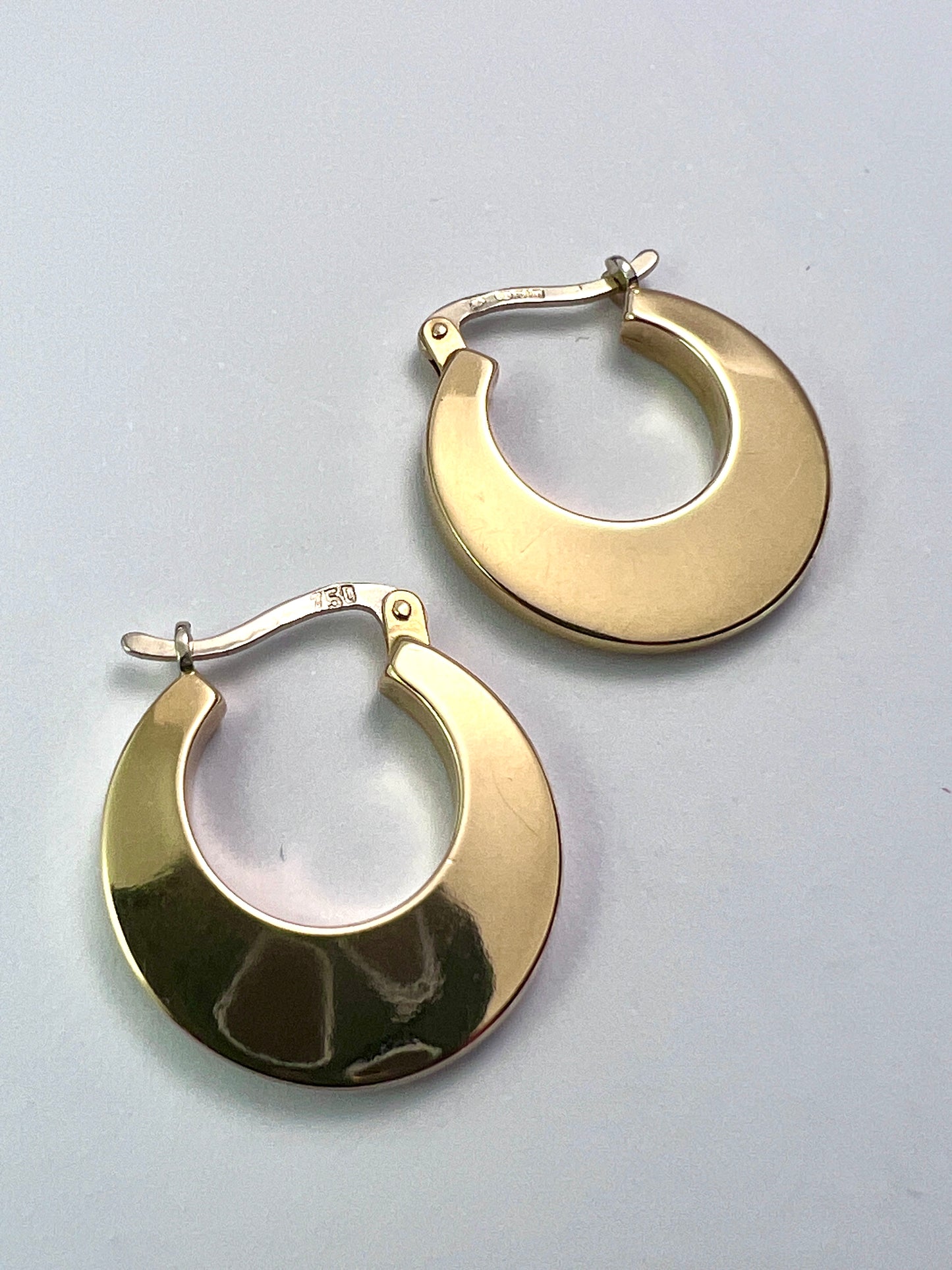 Vintage 18CT Gold Crescent Hoop Earrings