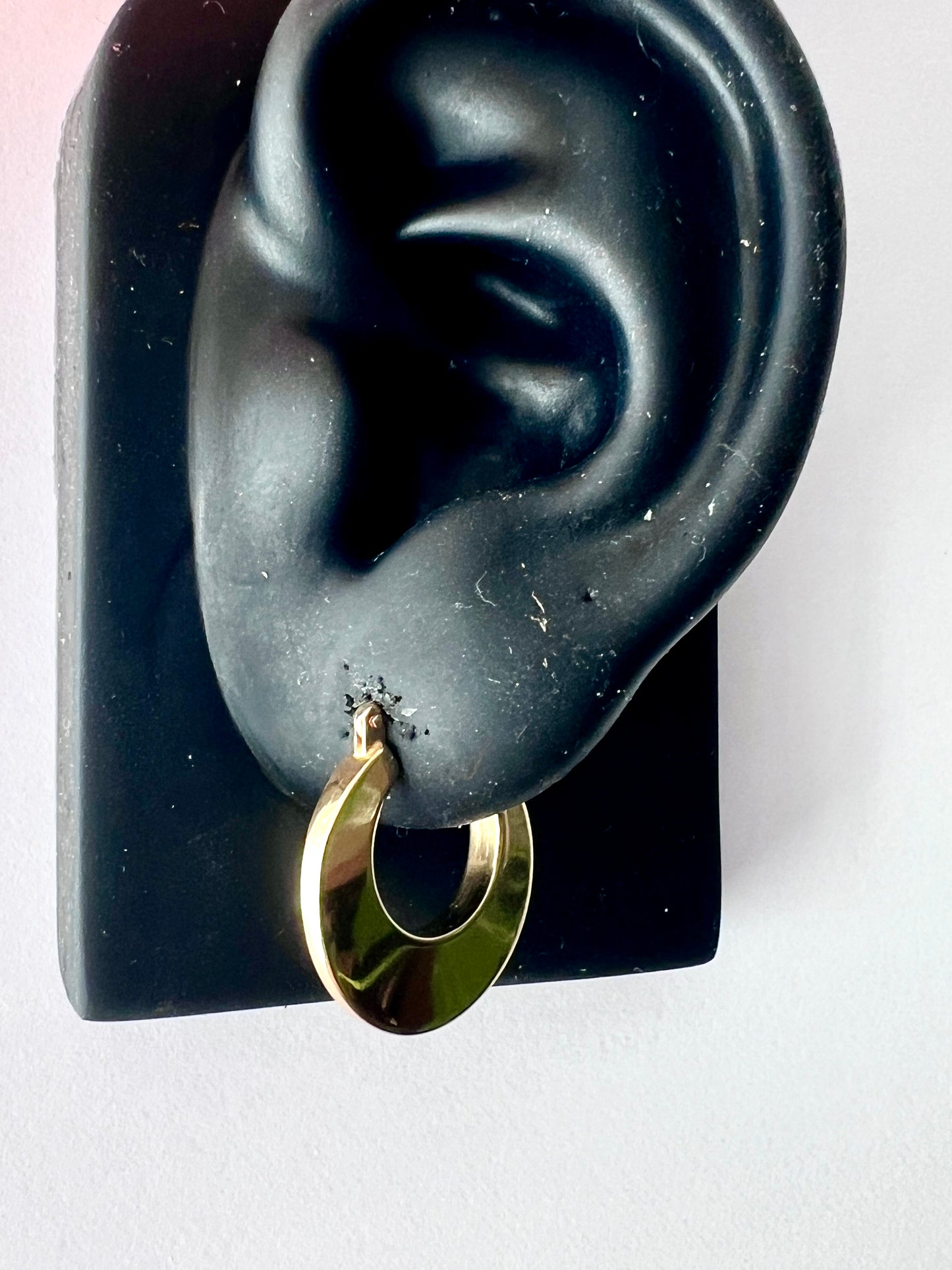 Vintage 18CT Gold Crescent Hoop Earrings