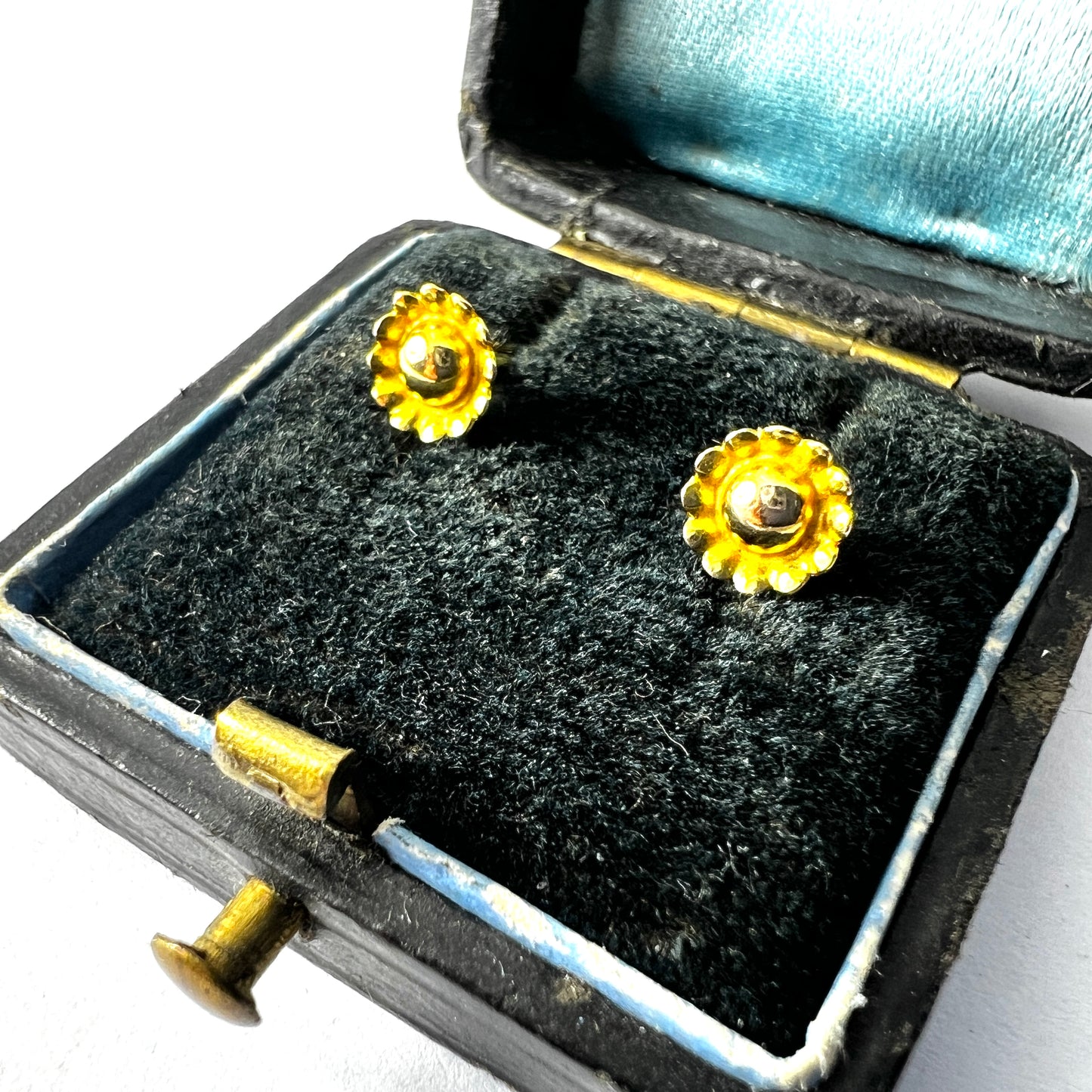 Tiny Vintage 9CT Gold Andralok Flower Stud Earrings