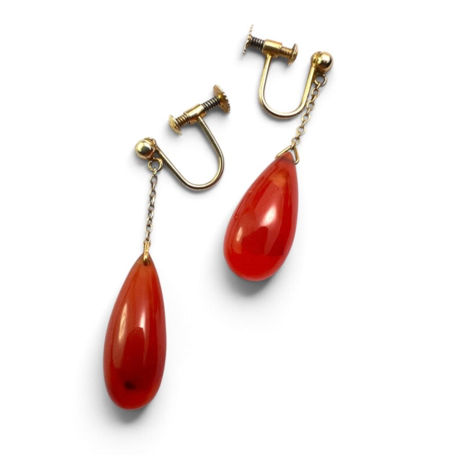 Edwardian Red Agate Chain Drop Earrings in 9CT Gold