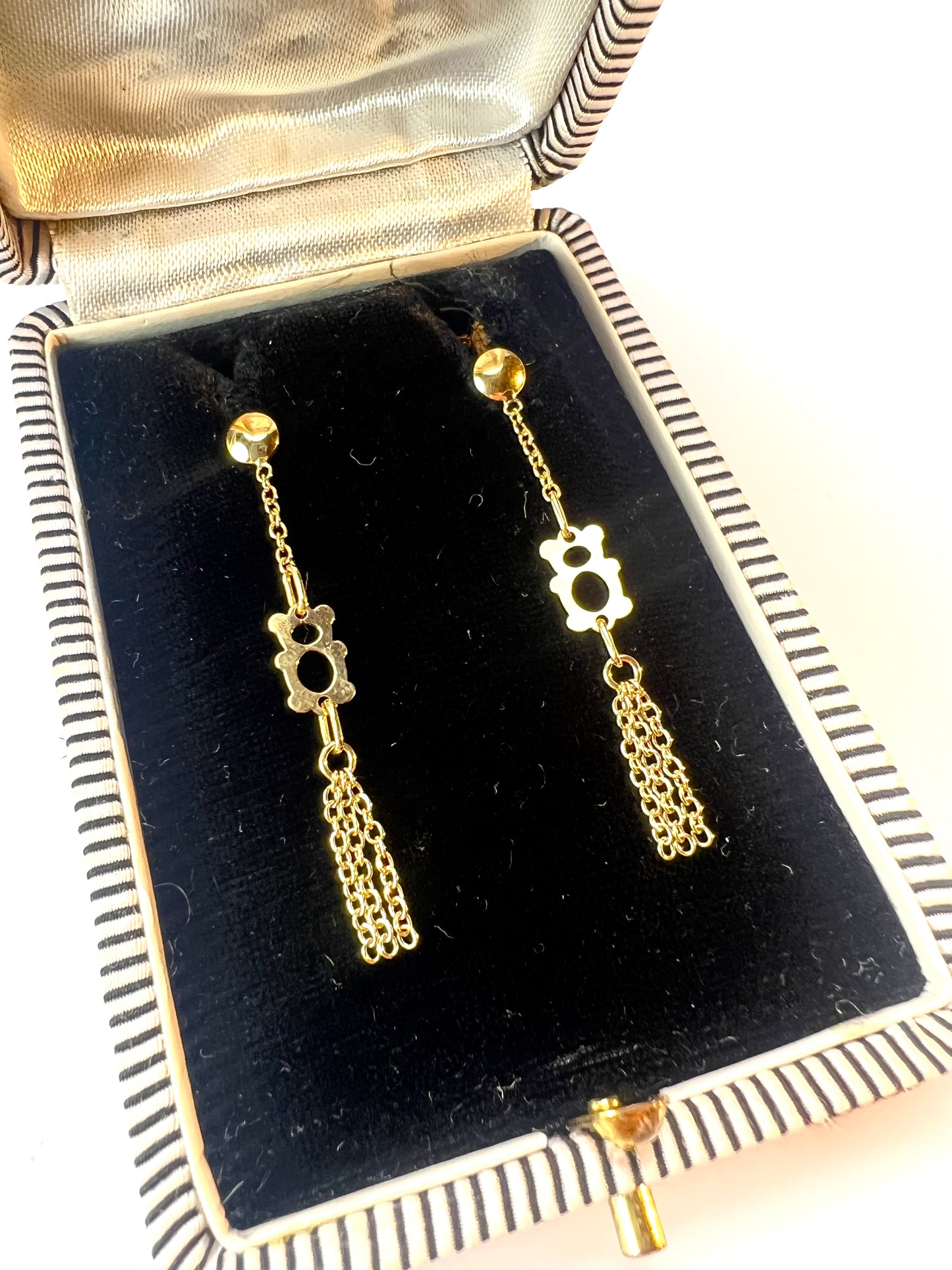 Long Vintage Solid 18CT Gold Teddy Chain Earrings