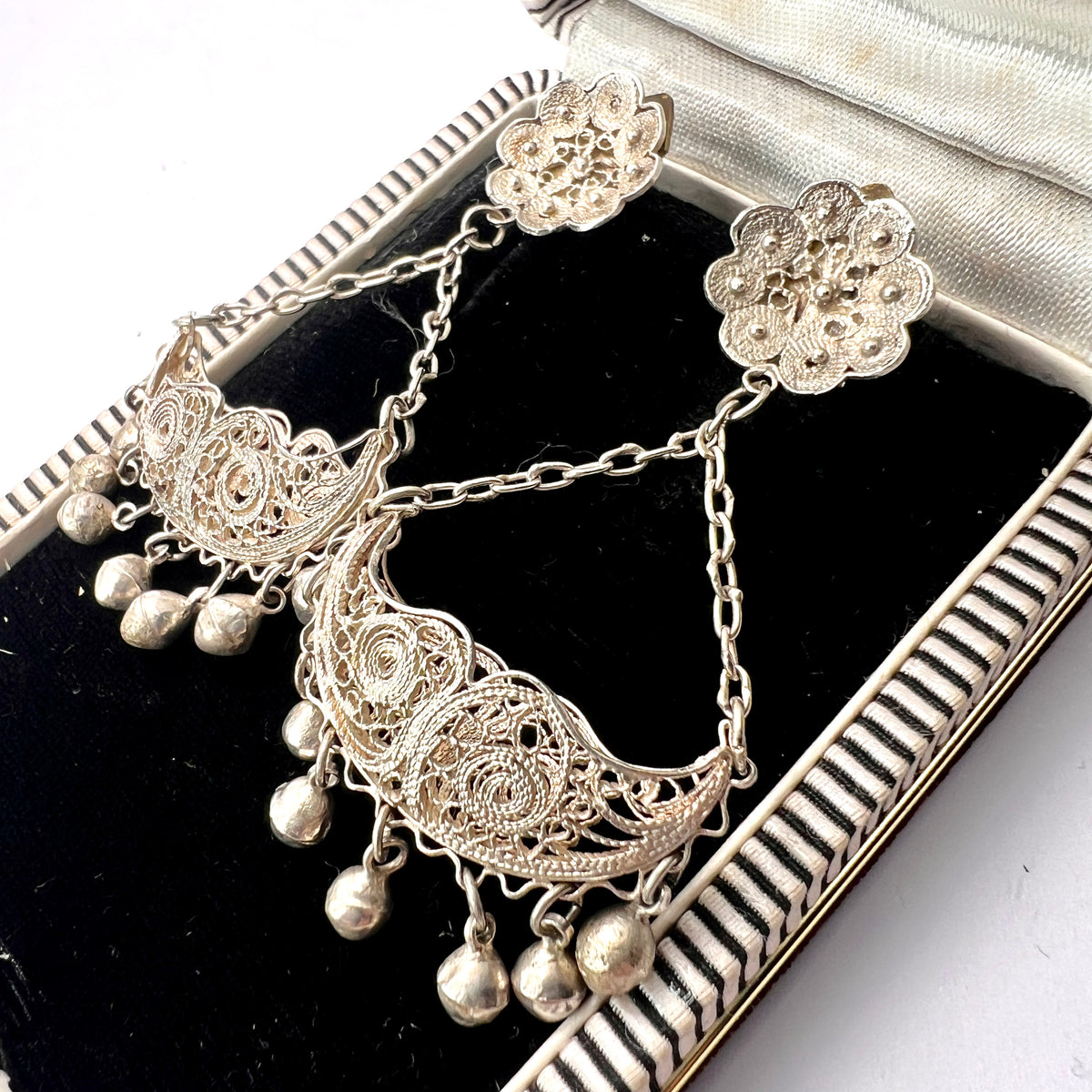 Vintage Silver Filigree Chandelier Earrings