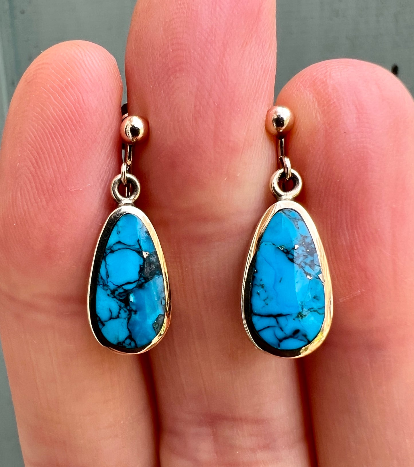 Vintage 9CT Gold Turquoise Matrix Earrings