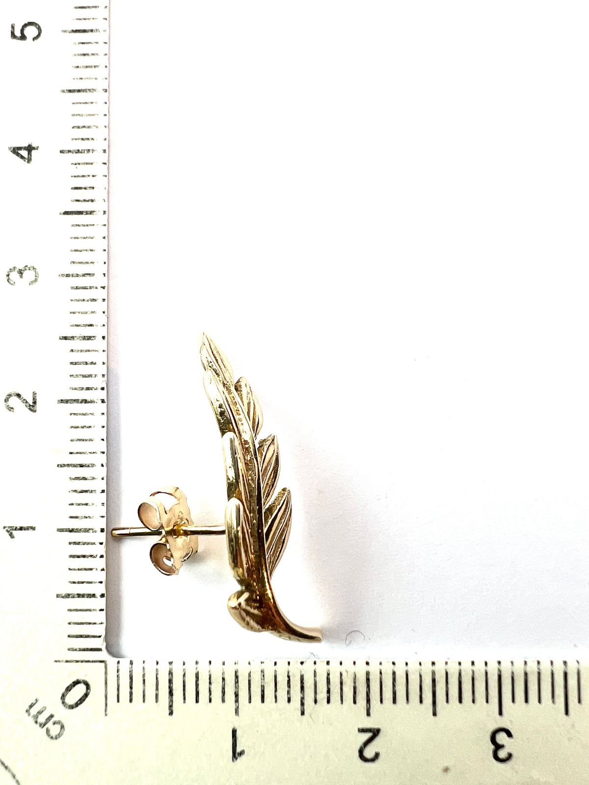 Large Vintage 9CT Gold Laurel Leaf Stud Earrings