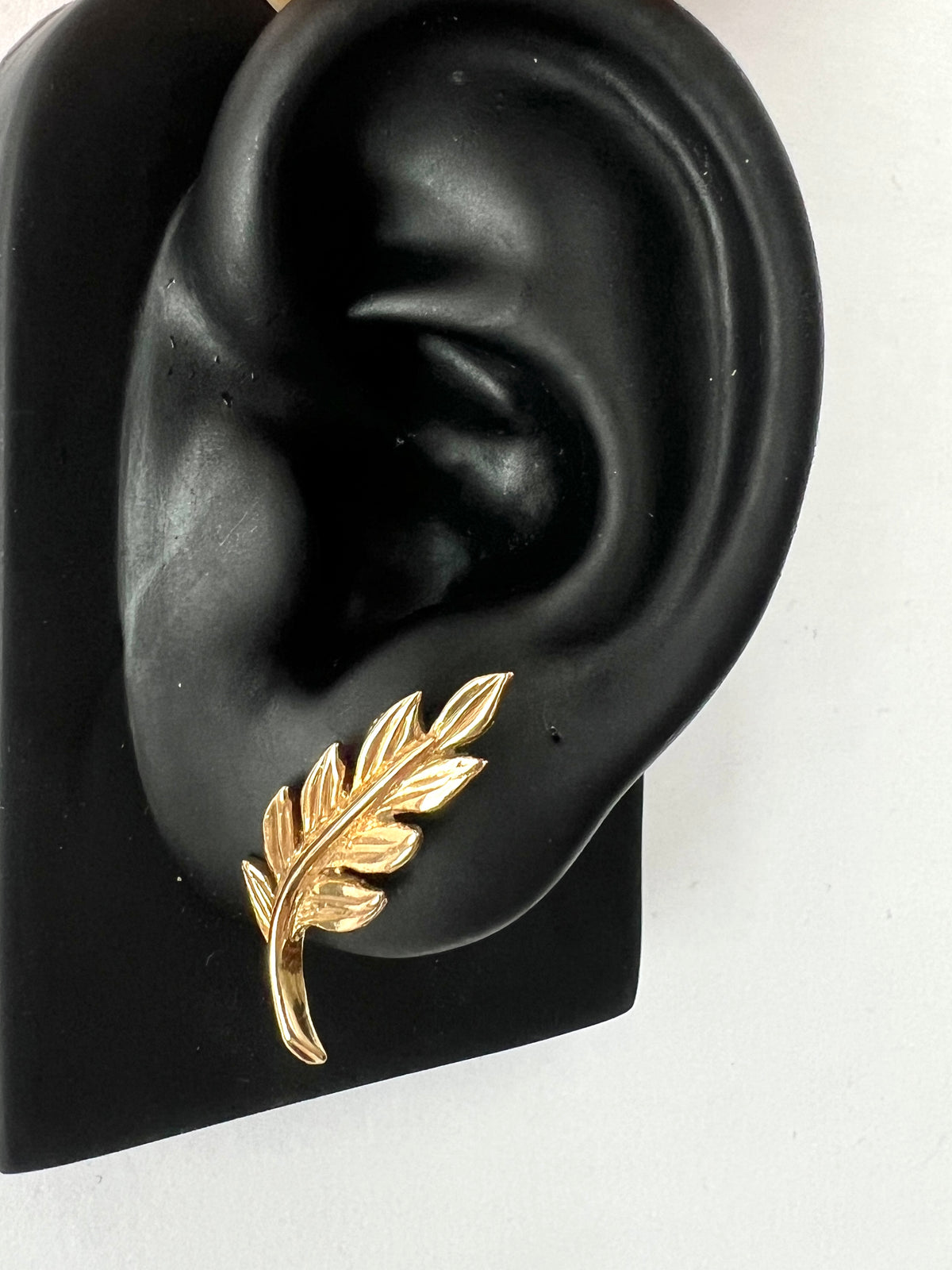 Large Vintage 9CT Gold Laurel Leaf Stud Earrings