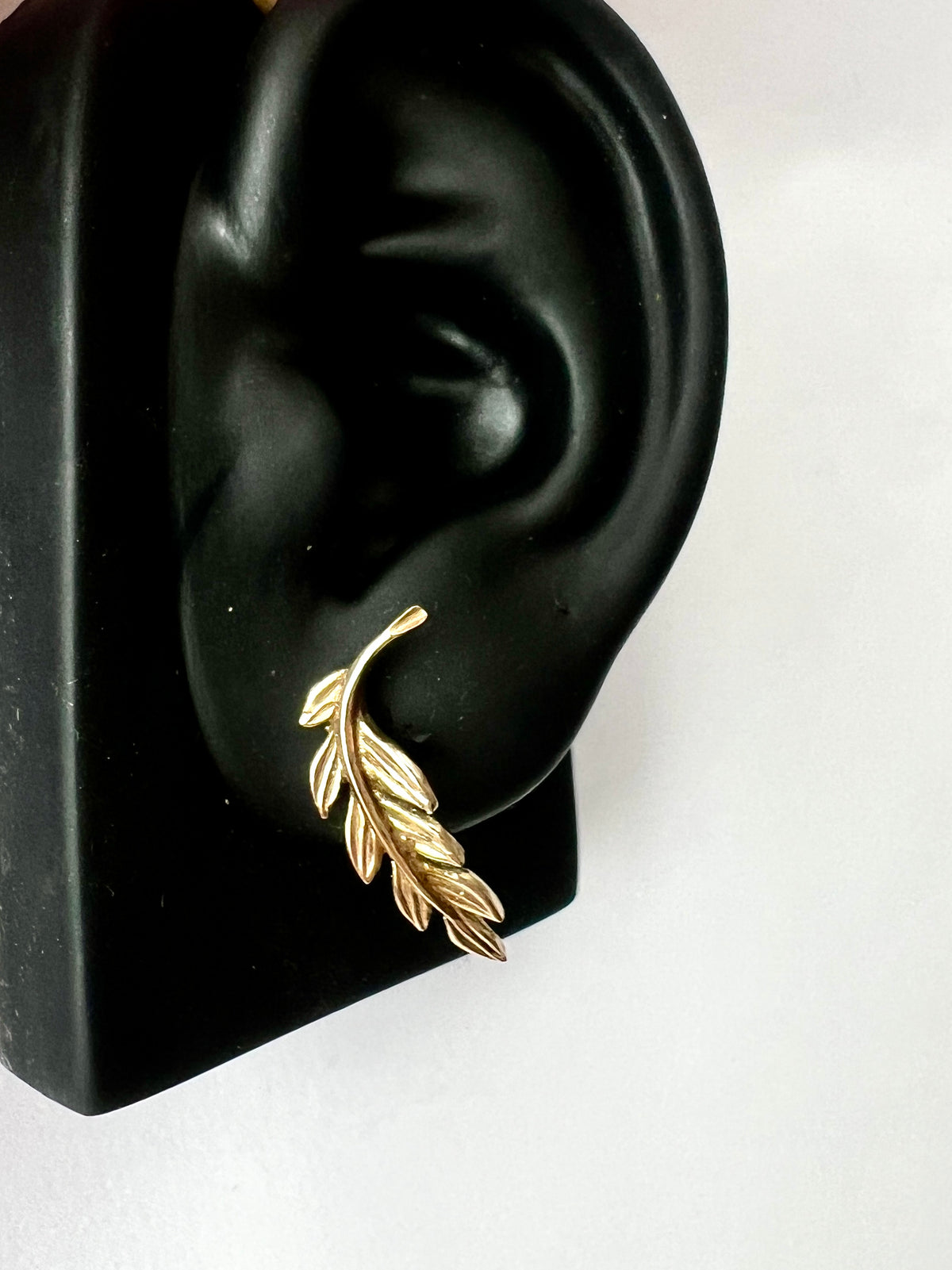 Large Vintage 9CT Gold Laurel Leaf Stud Earrings