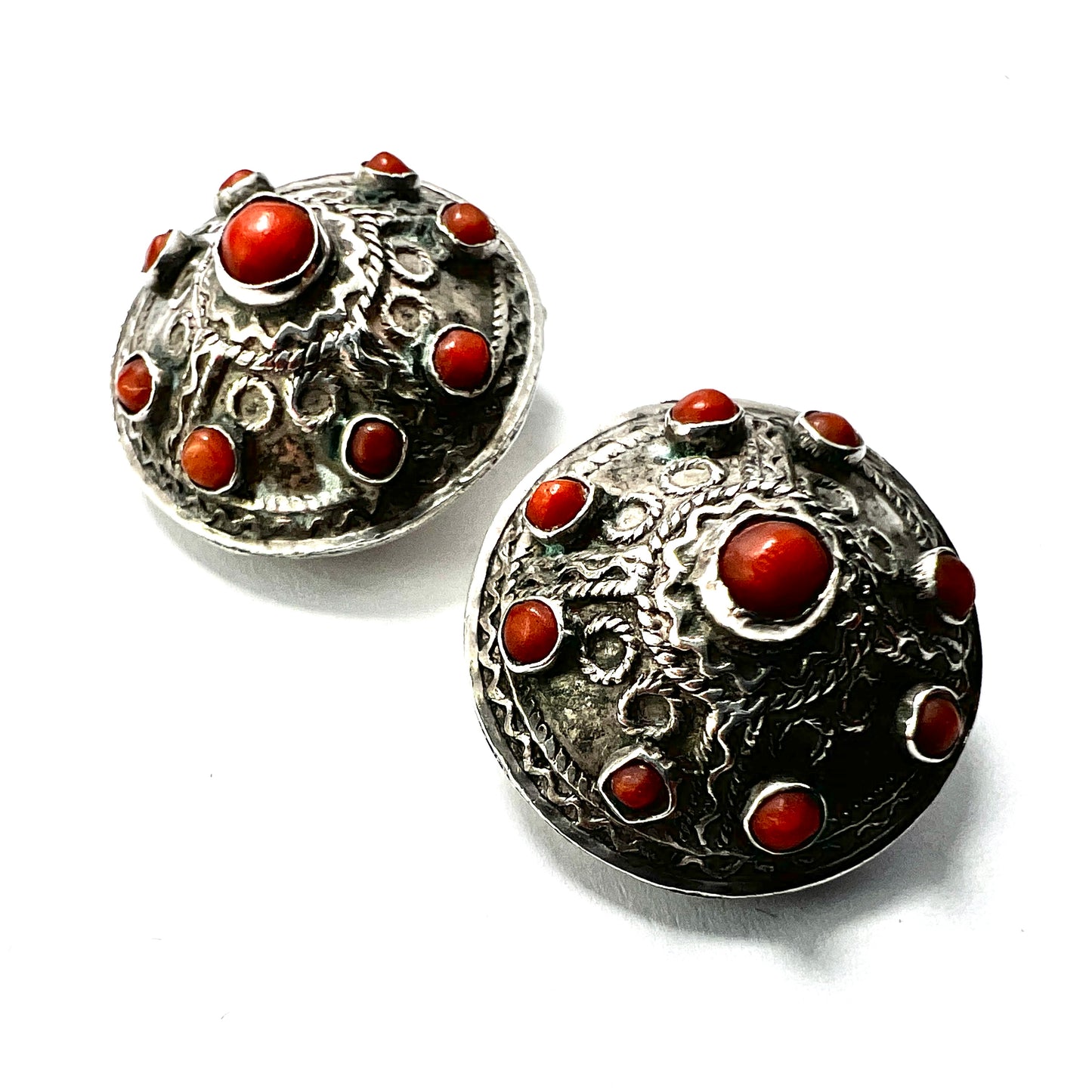 Vintage Nepali Coral and Silver Dome Clip Earrings