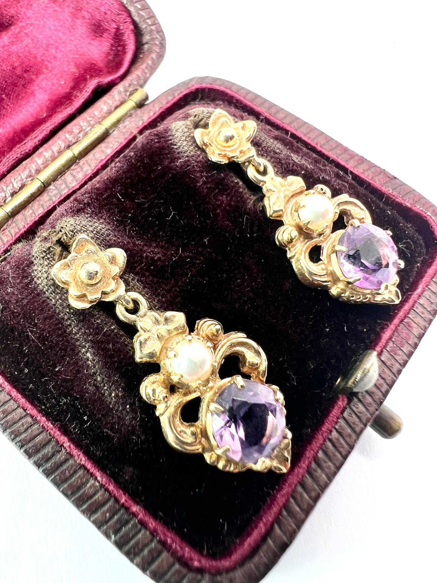 Vintage Amethyst and Pearl 9CT Gold Flower Earrings
