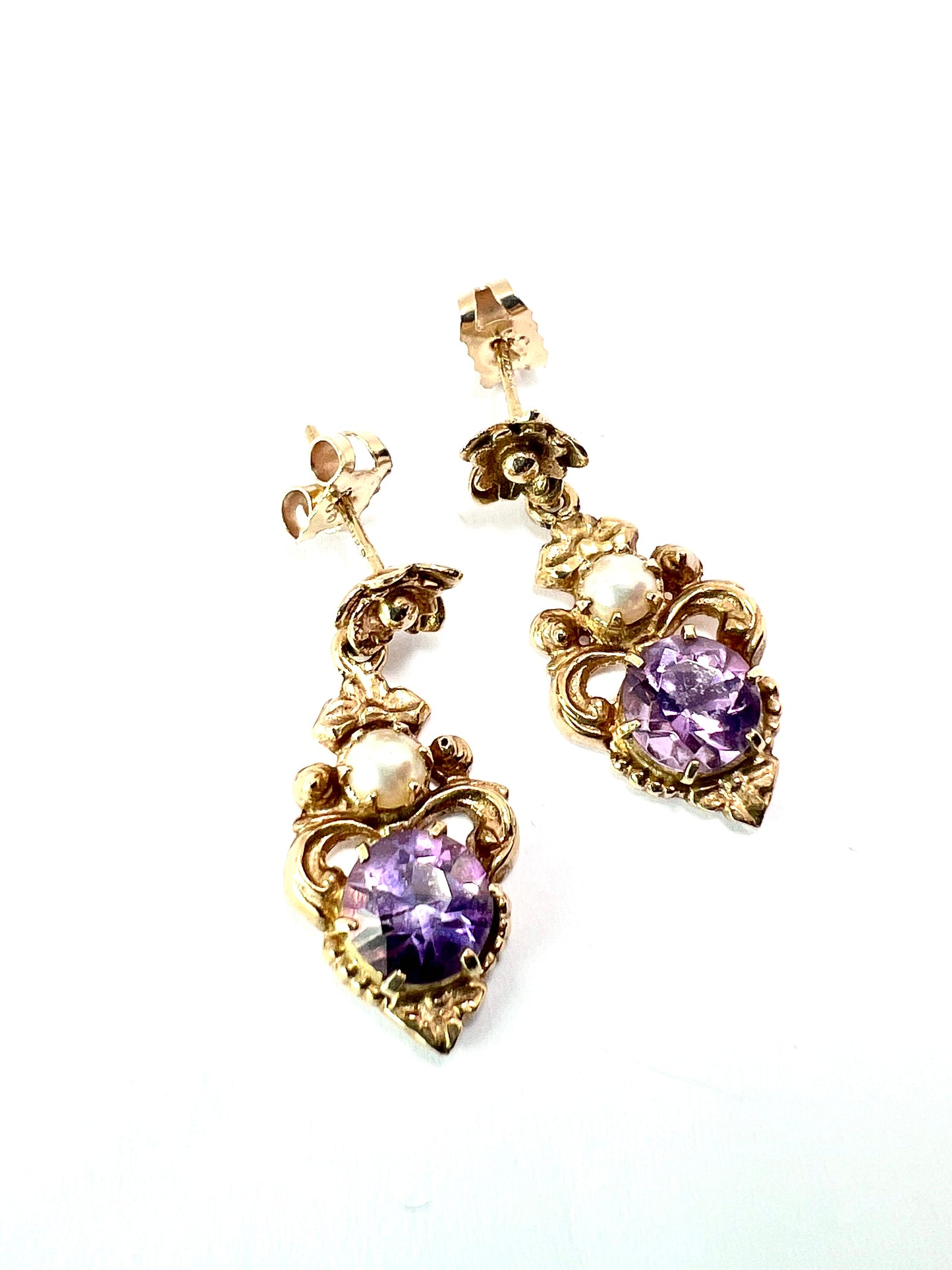 Vintage Amethyst and Pearl 9CT Gold Flower Earrings