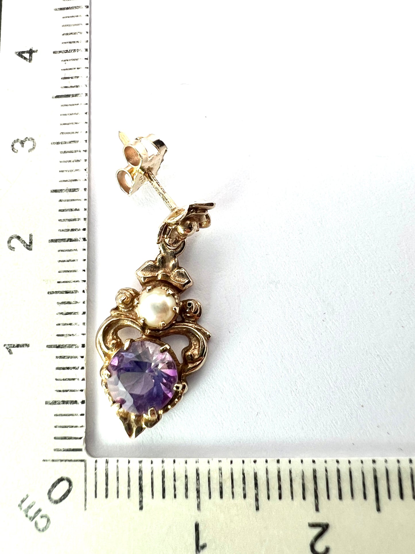 Vintage Amethyst and Pearl 9CT Gold Flower Earrings