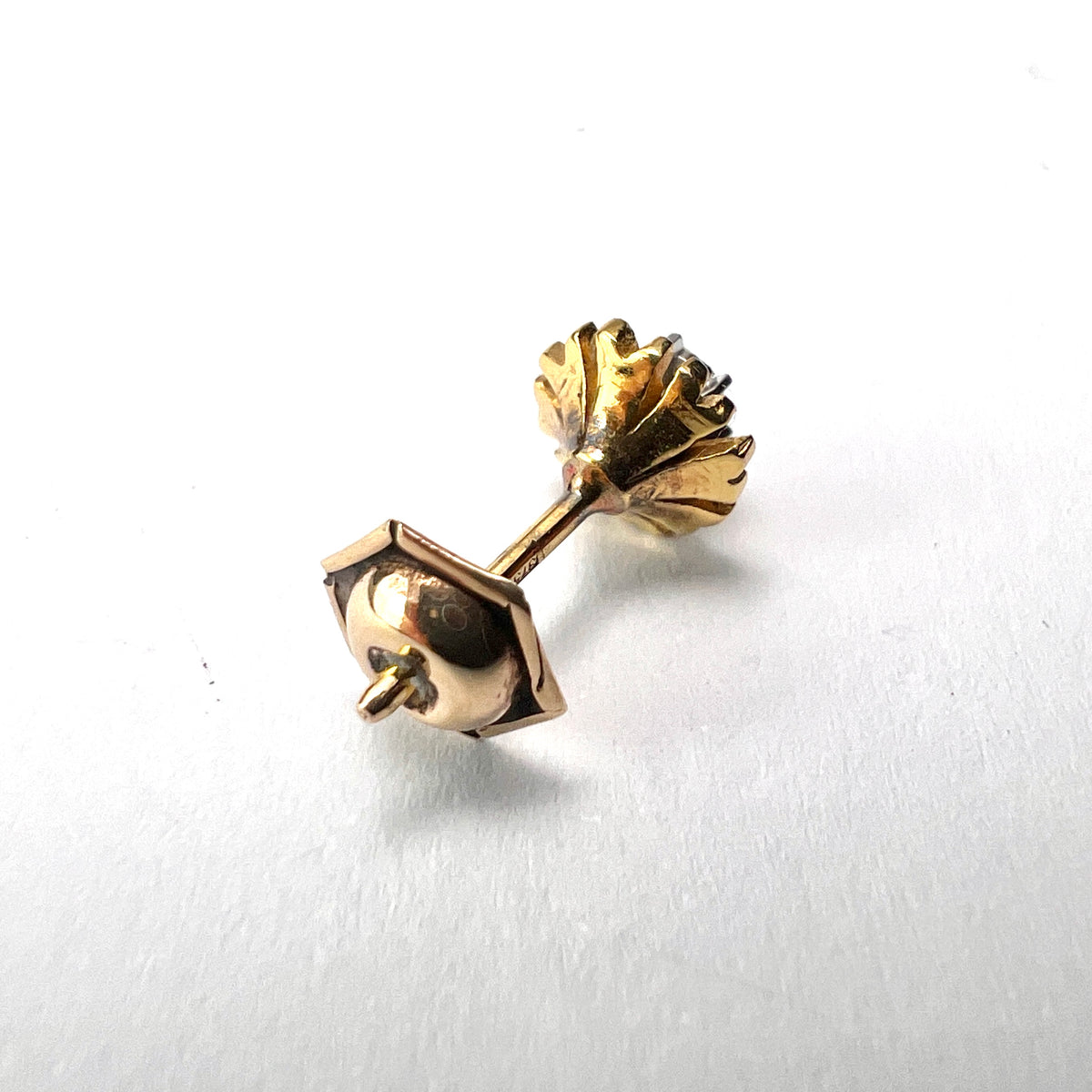 Vintage 9CT Gold Diamond Flower Stud