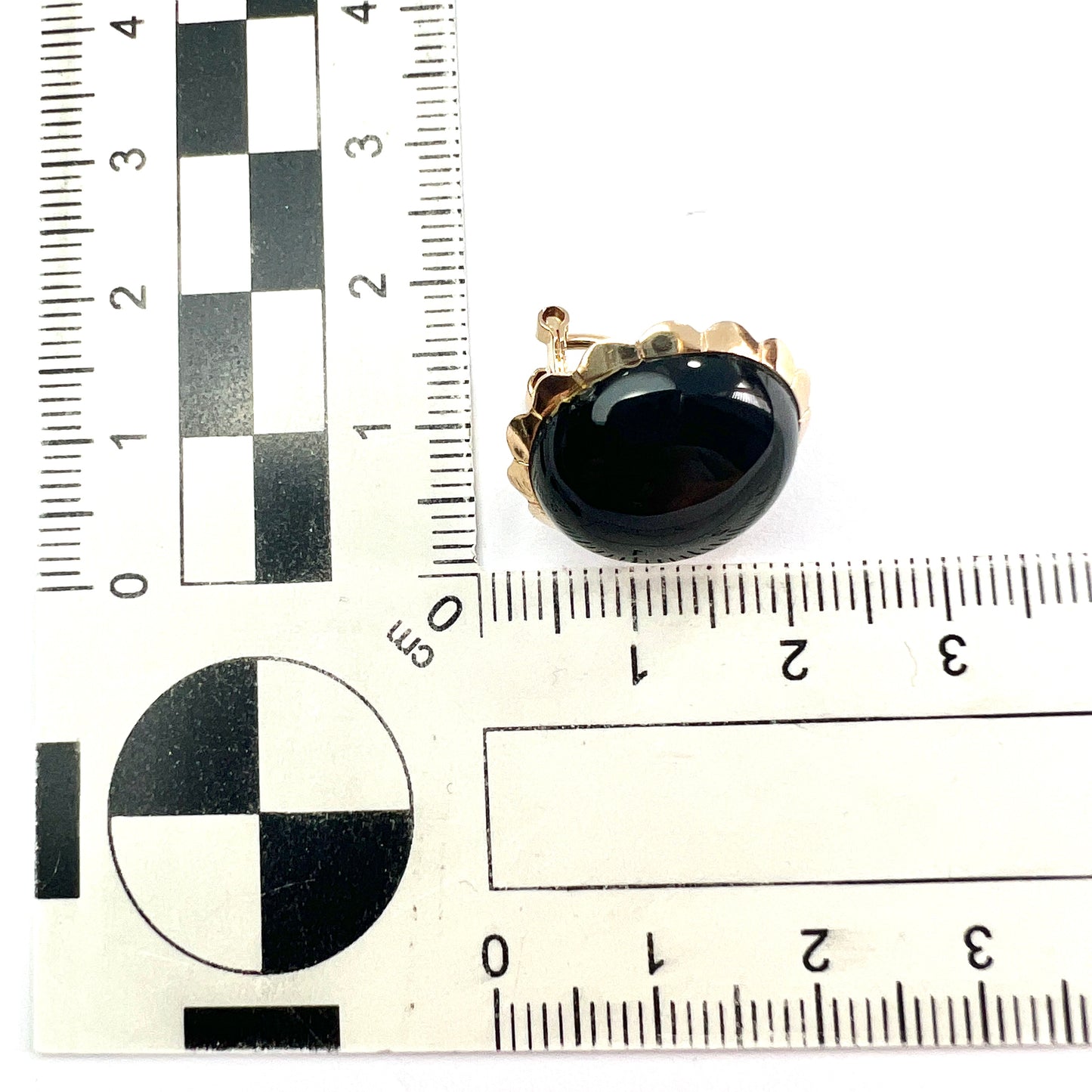 Vintage 14CT Gold Onyx Dome Earrings