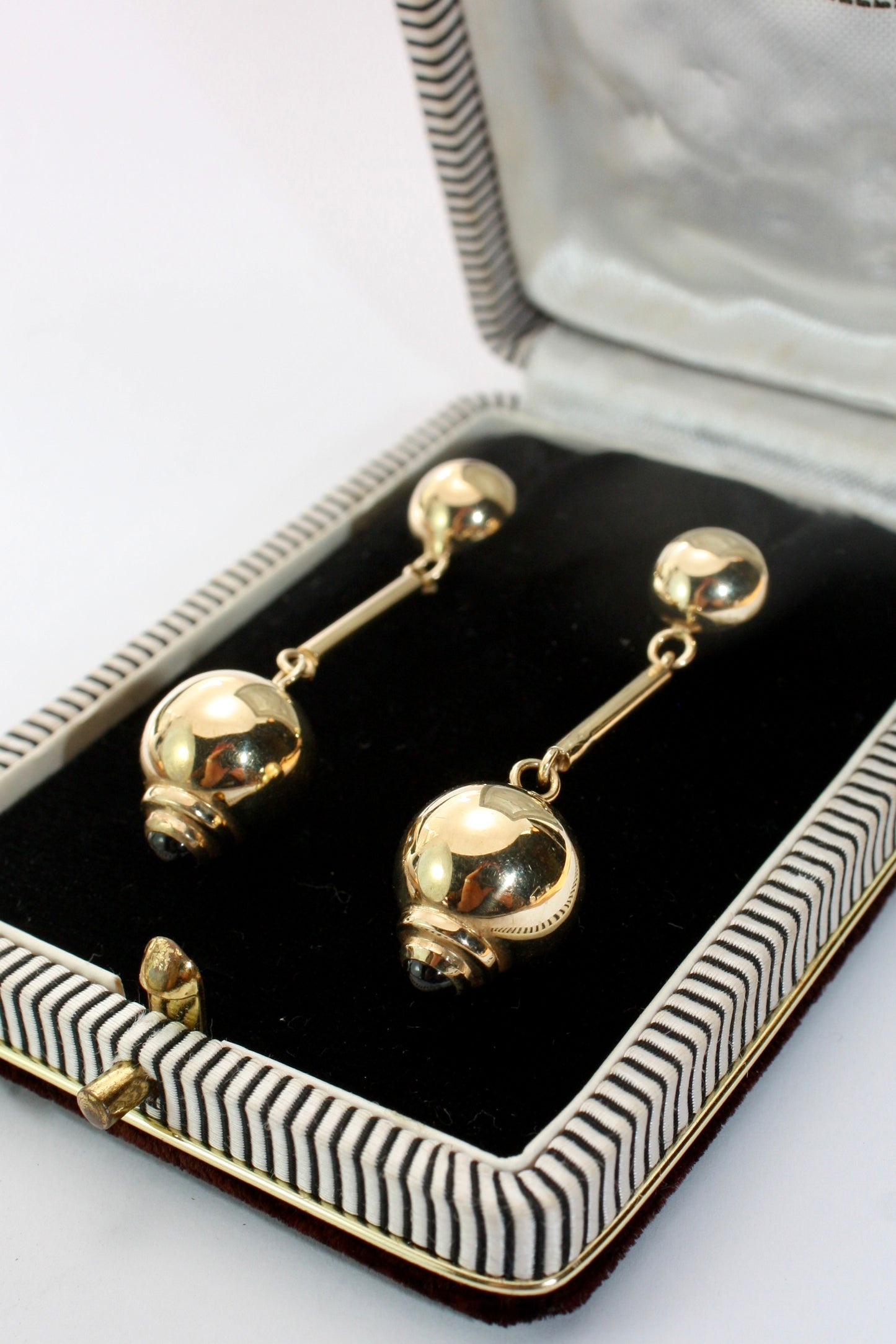 Vintage 9CT Gold Gem Set Drop Earrings