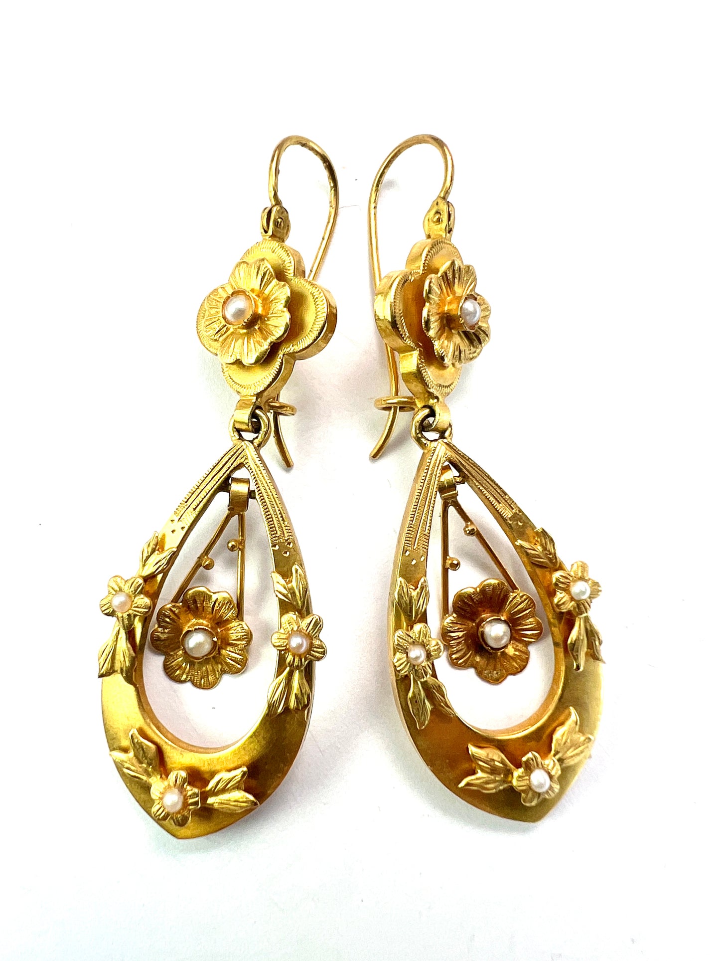 Late Victorian Gold and Pearl Flower Earrings