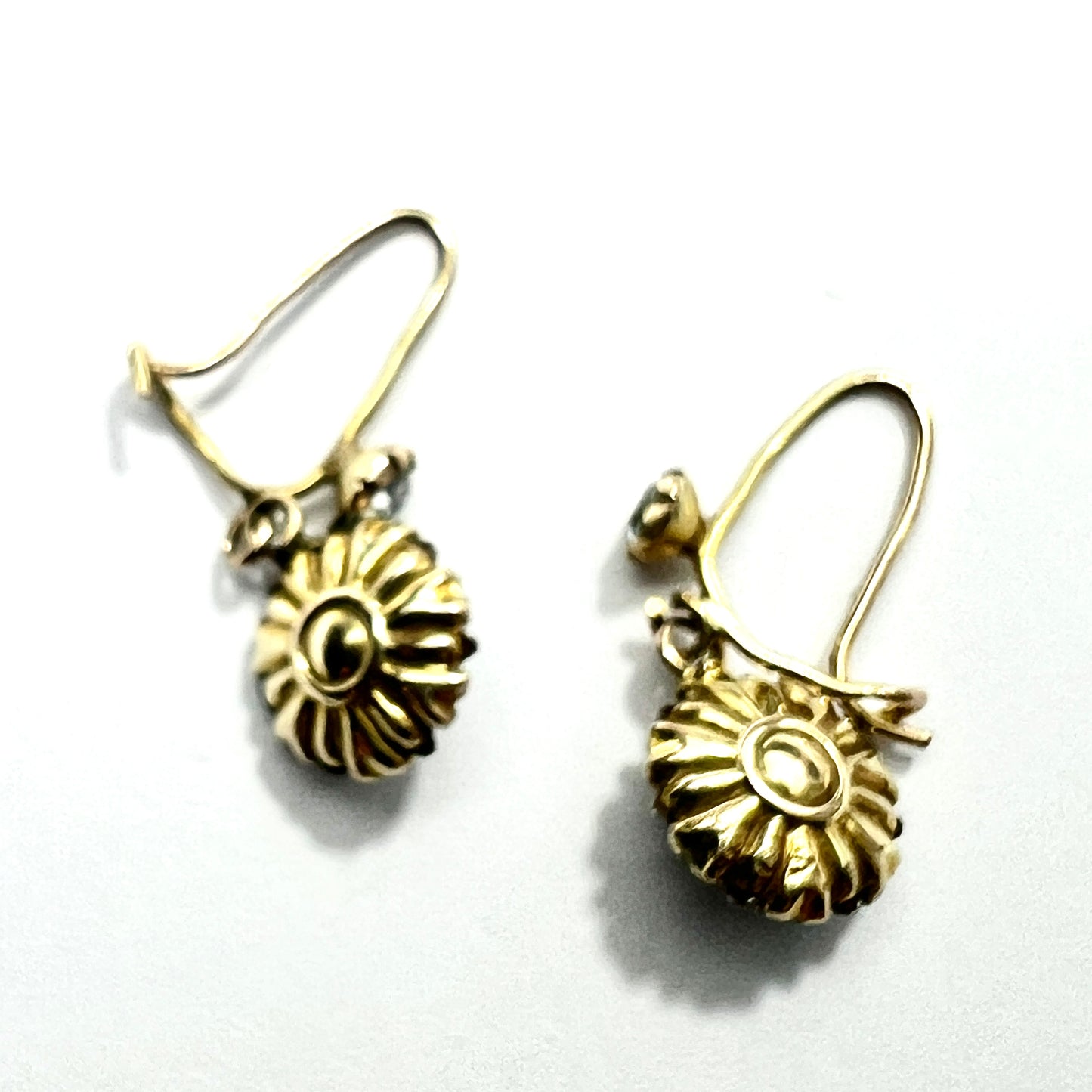 Vintage 9CT Gold Paste Cluster Earrings