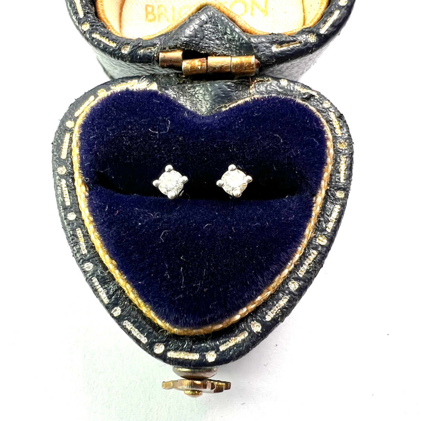 Vintage 18CT White Gold Diamond Stud Earrings