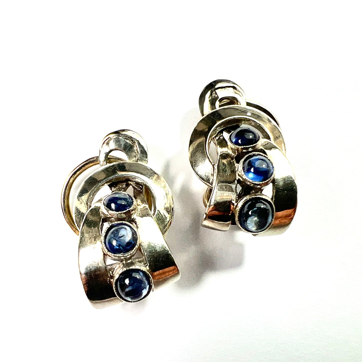 Vintage 18CT White Gold Sapphire Cabochon Ear Clips