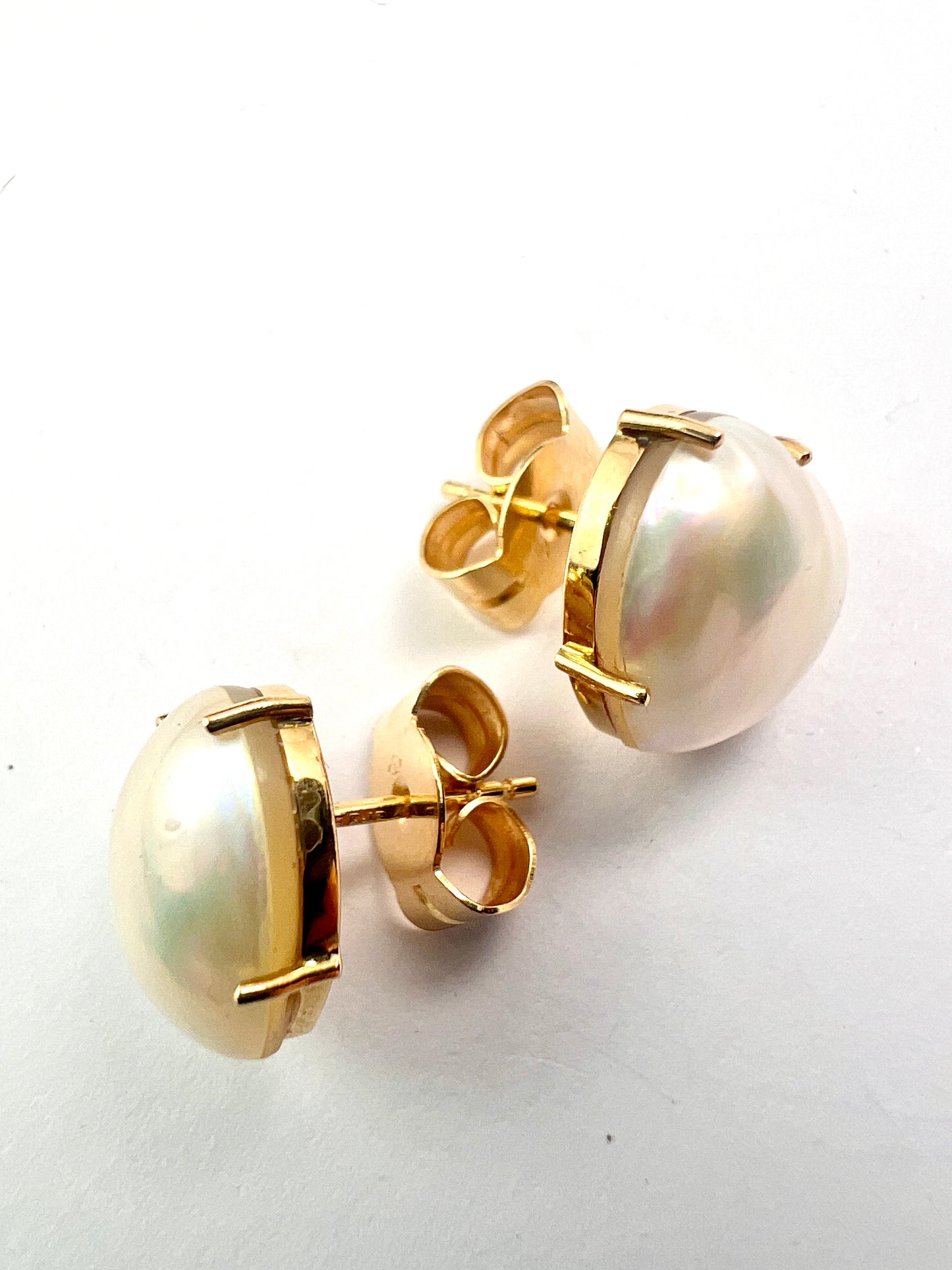 Large Vintage 18CT Gold Pearl Heart Stud Earrings