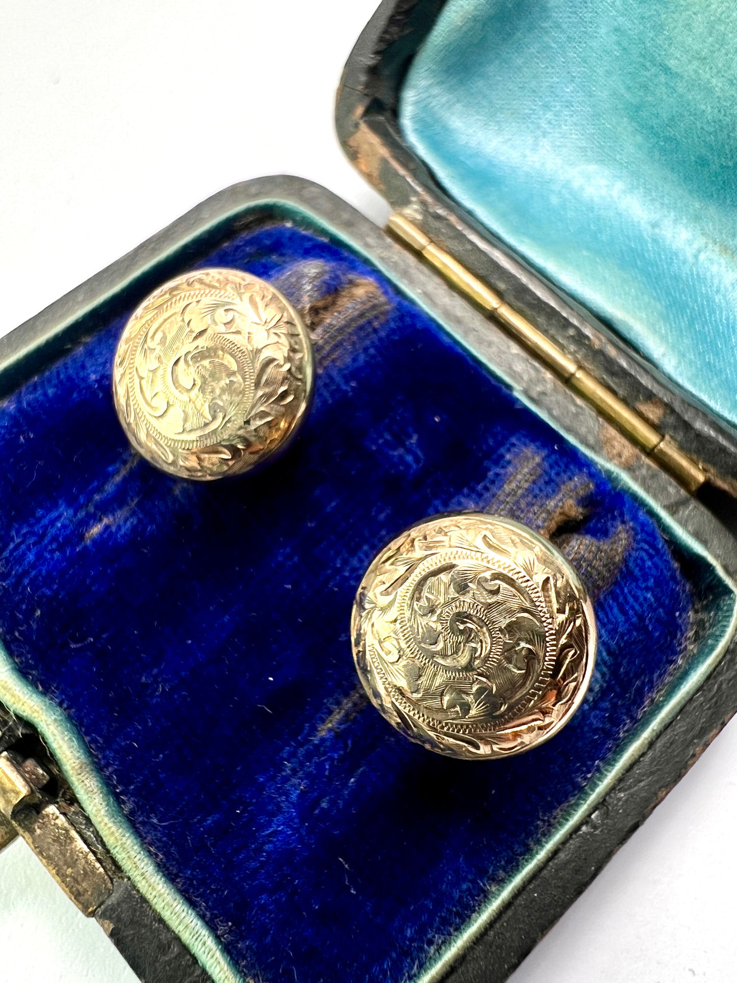 Vintage Deakin & Francis Gold Engraved Button Stud Earrings