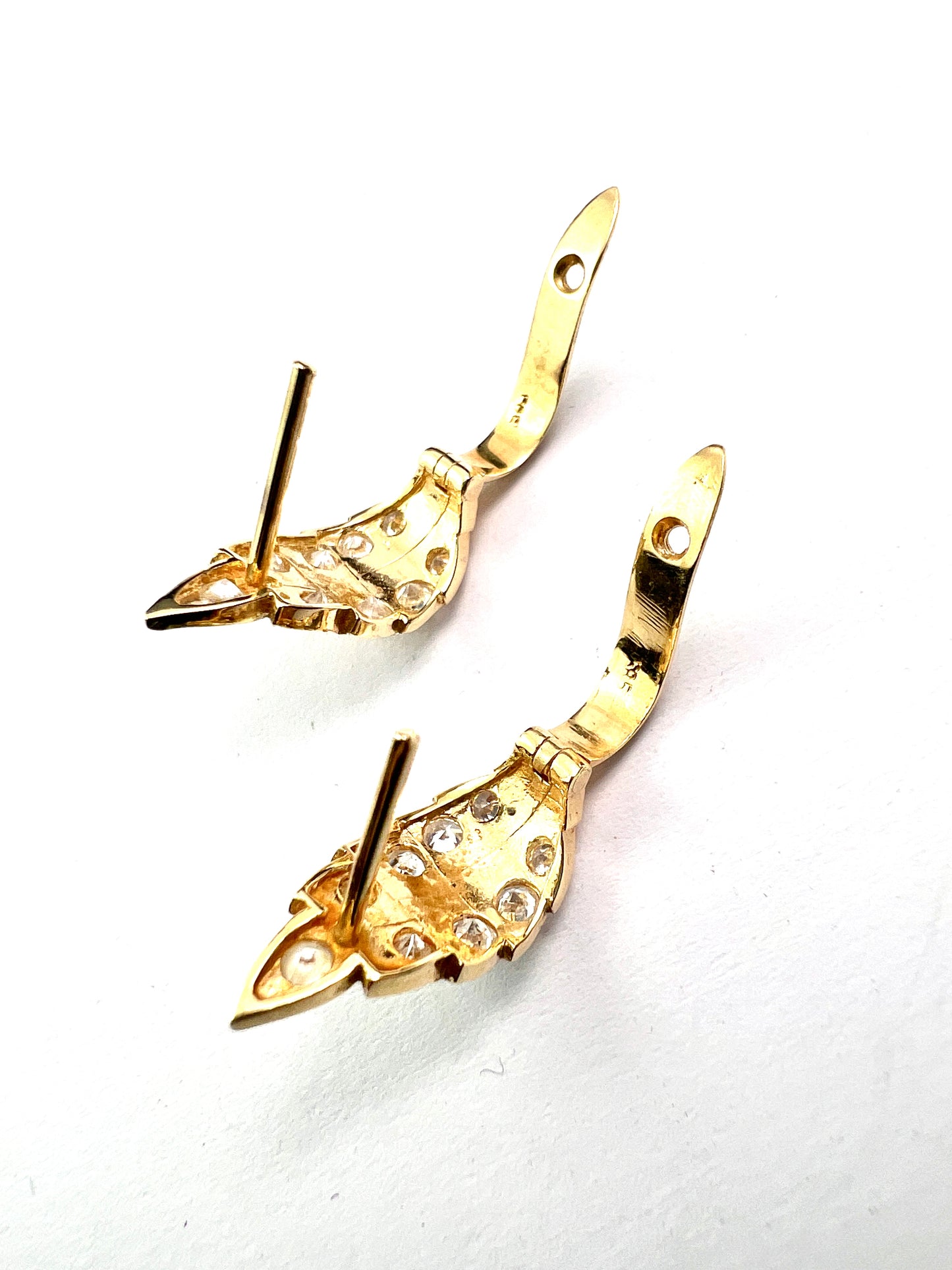 Vintage 14CT Gold Sparkly Leaf Huggie Earrings