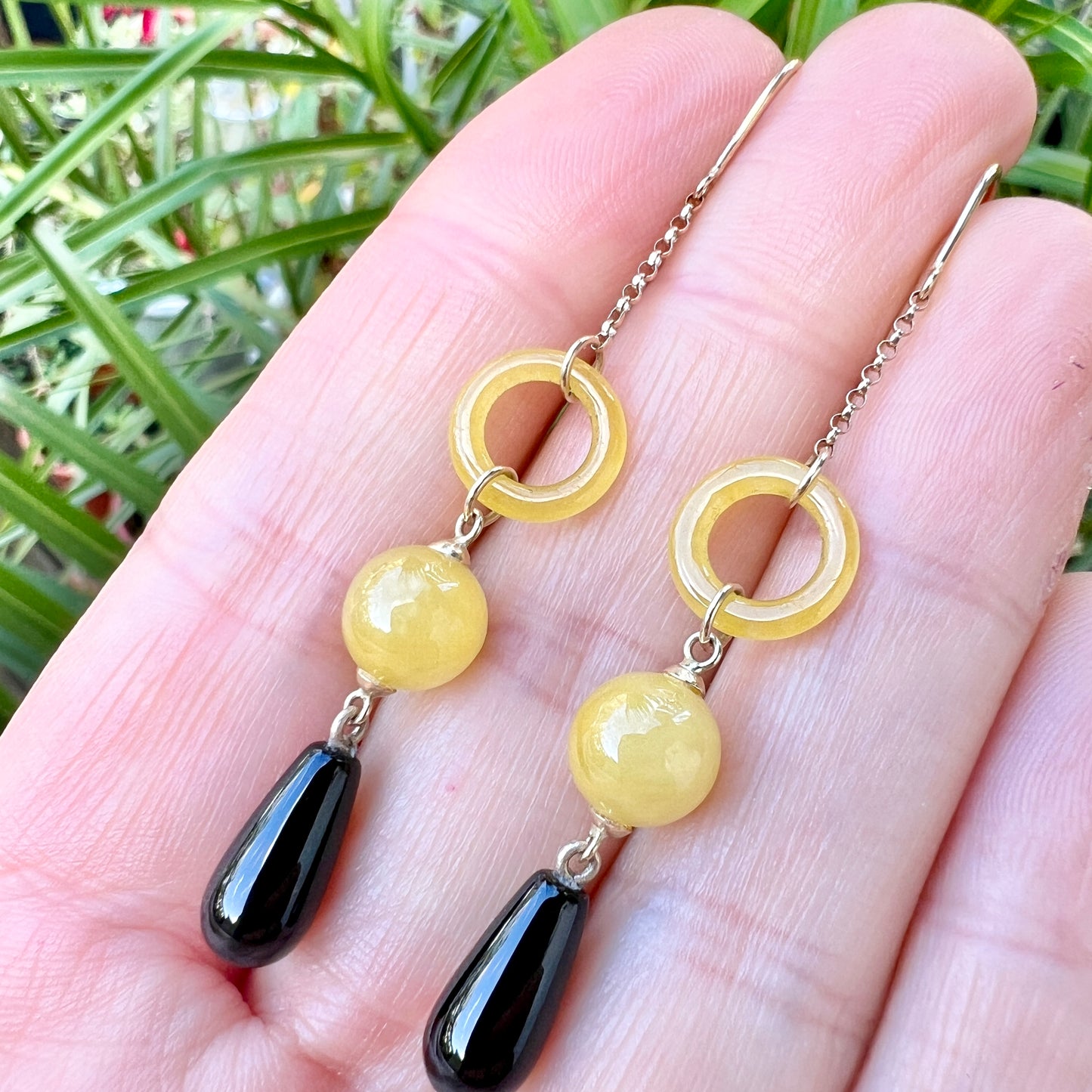 Rare Art Deco Long Drop 9CT Gold Chain Onyx Hardstone Earrings