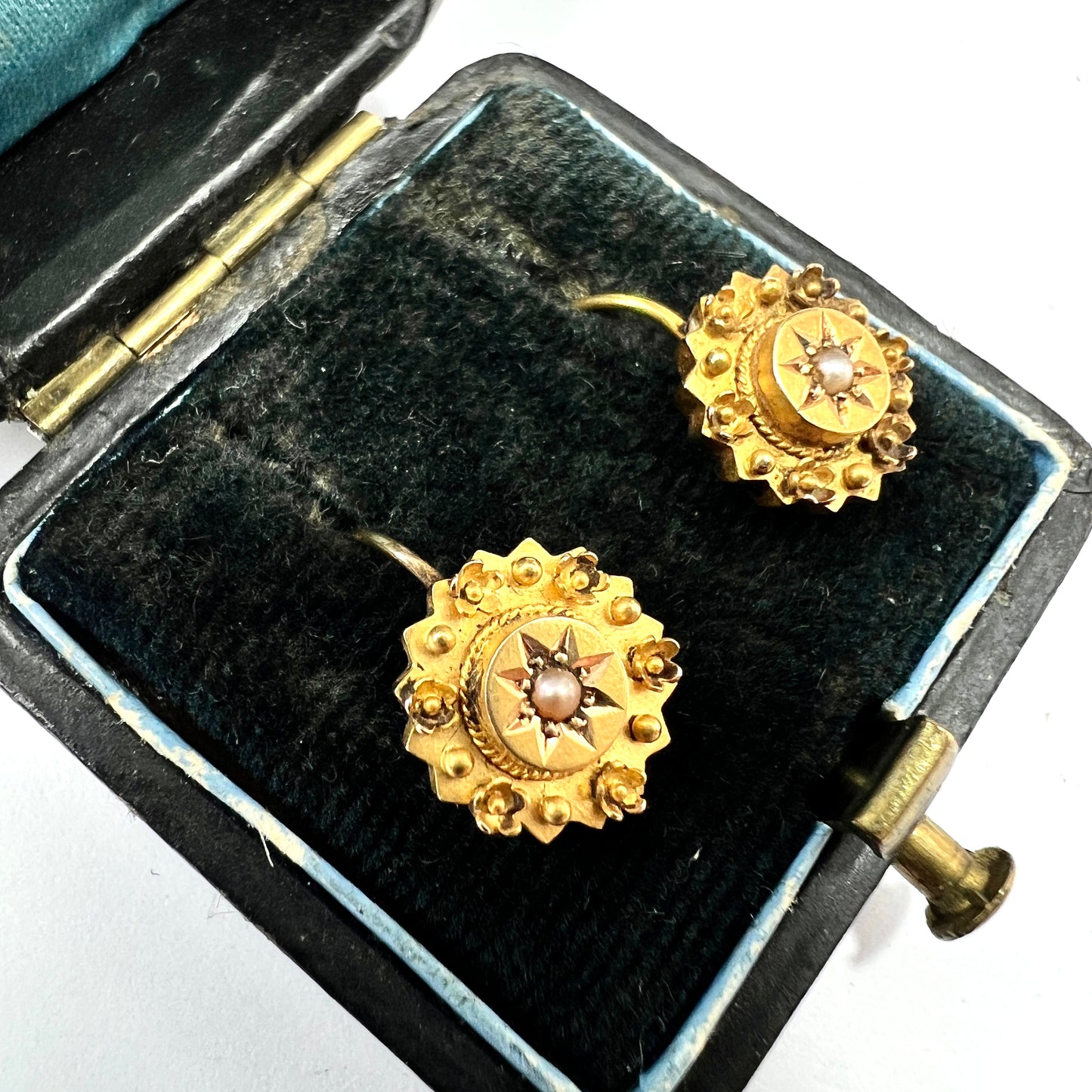 Victorian 15CT Gold and Pearl Flower Earrings