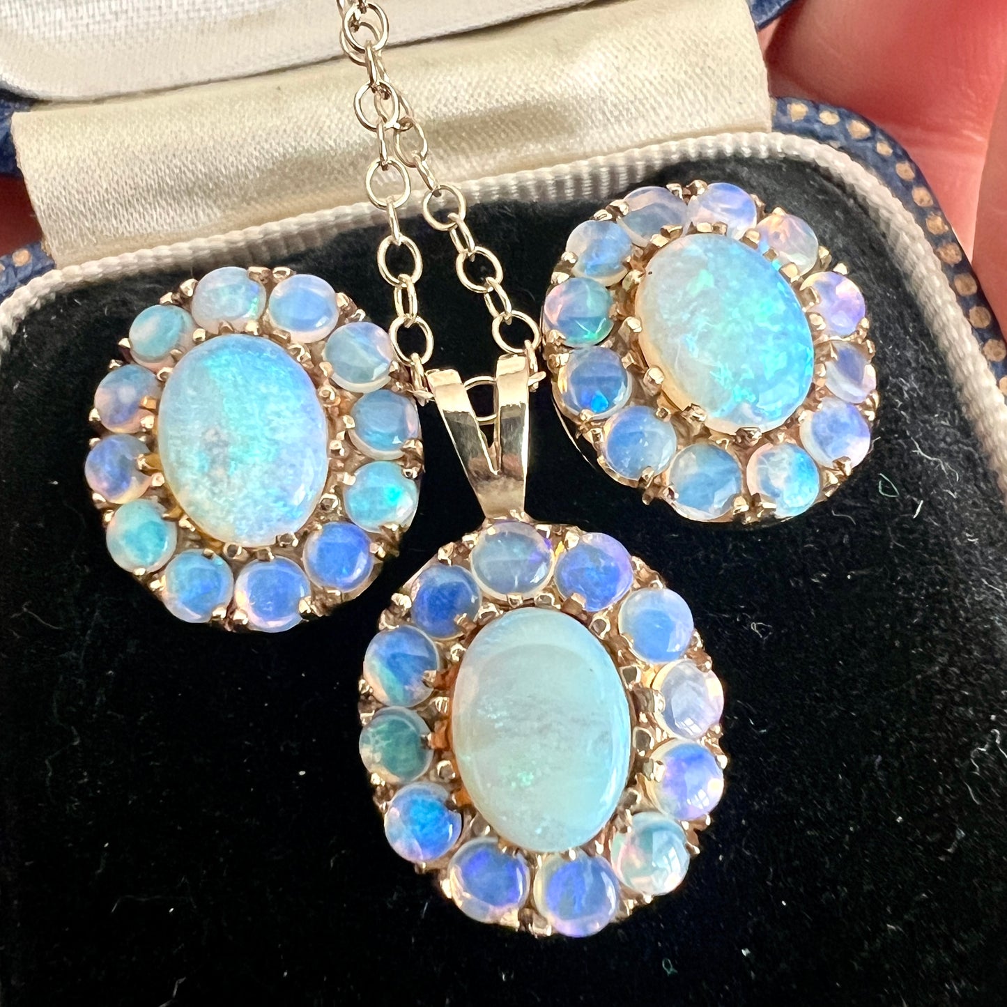 Vintage Opal 9CT Gold Earrings and Pendant Necklace