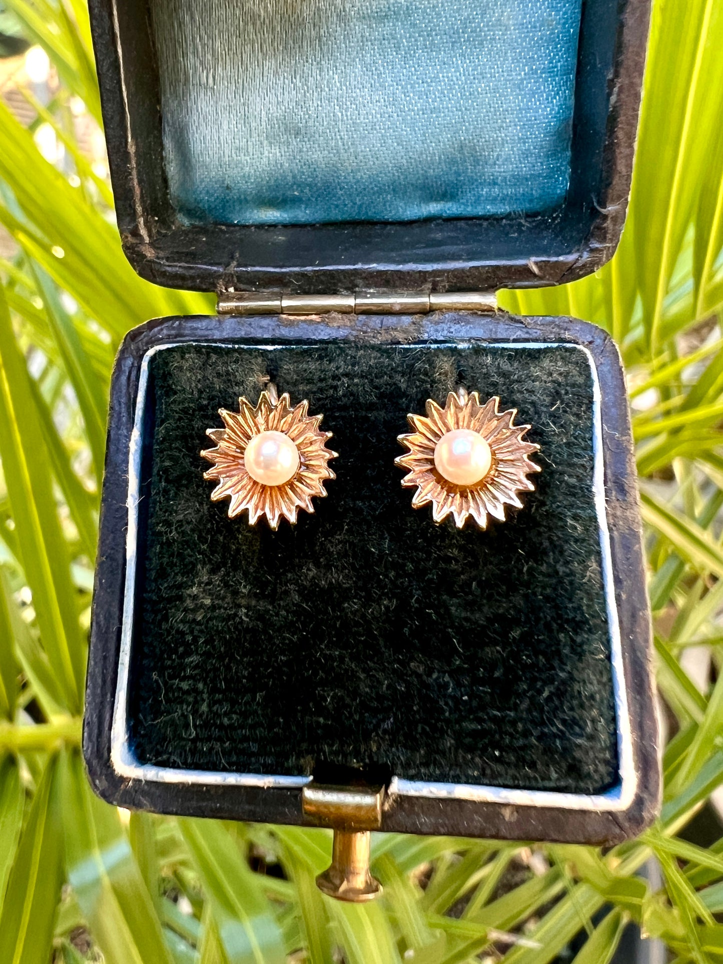 Vintage 9CT Gold Pearl Sunflower Earrings