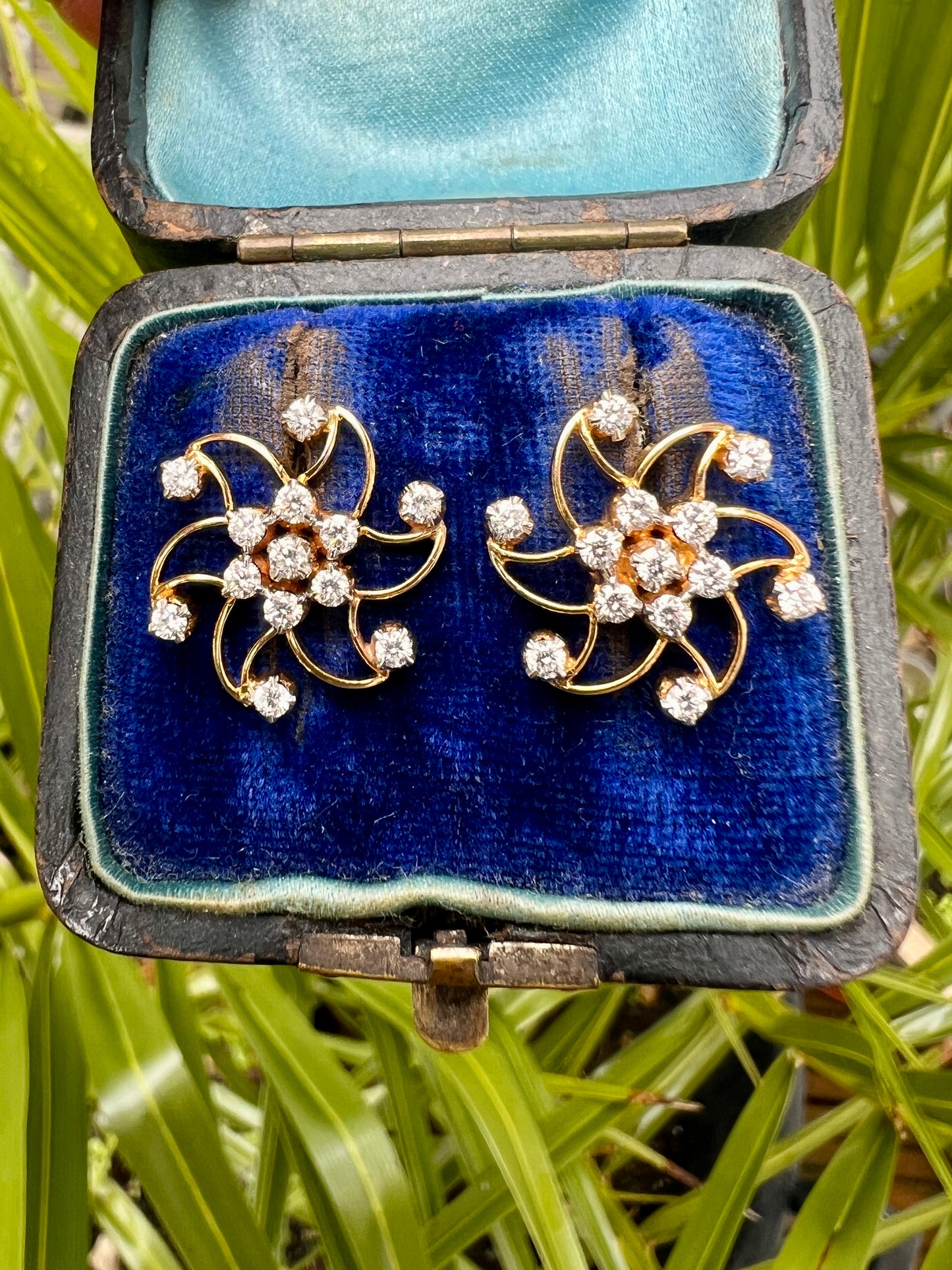 Vintage 18CT Gold Diamond Swirl Stud Earrings