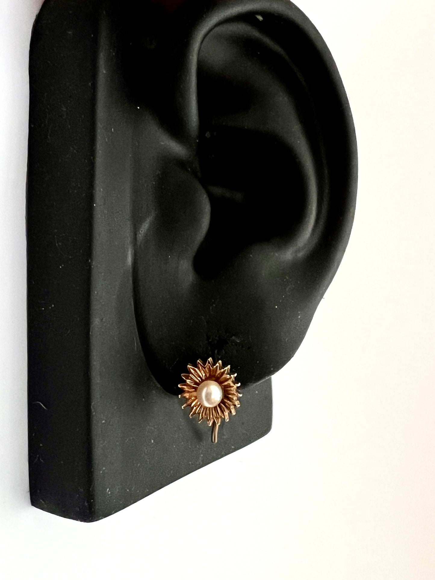 Vintage 9CT Gold Pearl Sunflower Earrings