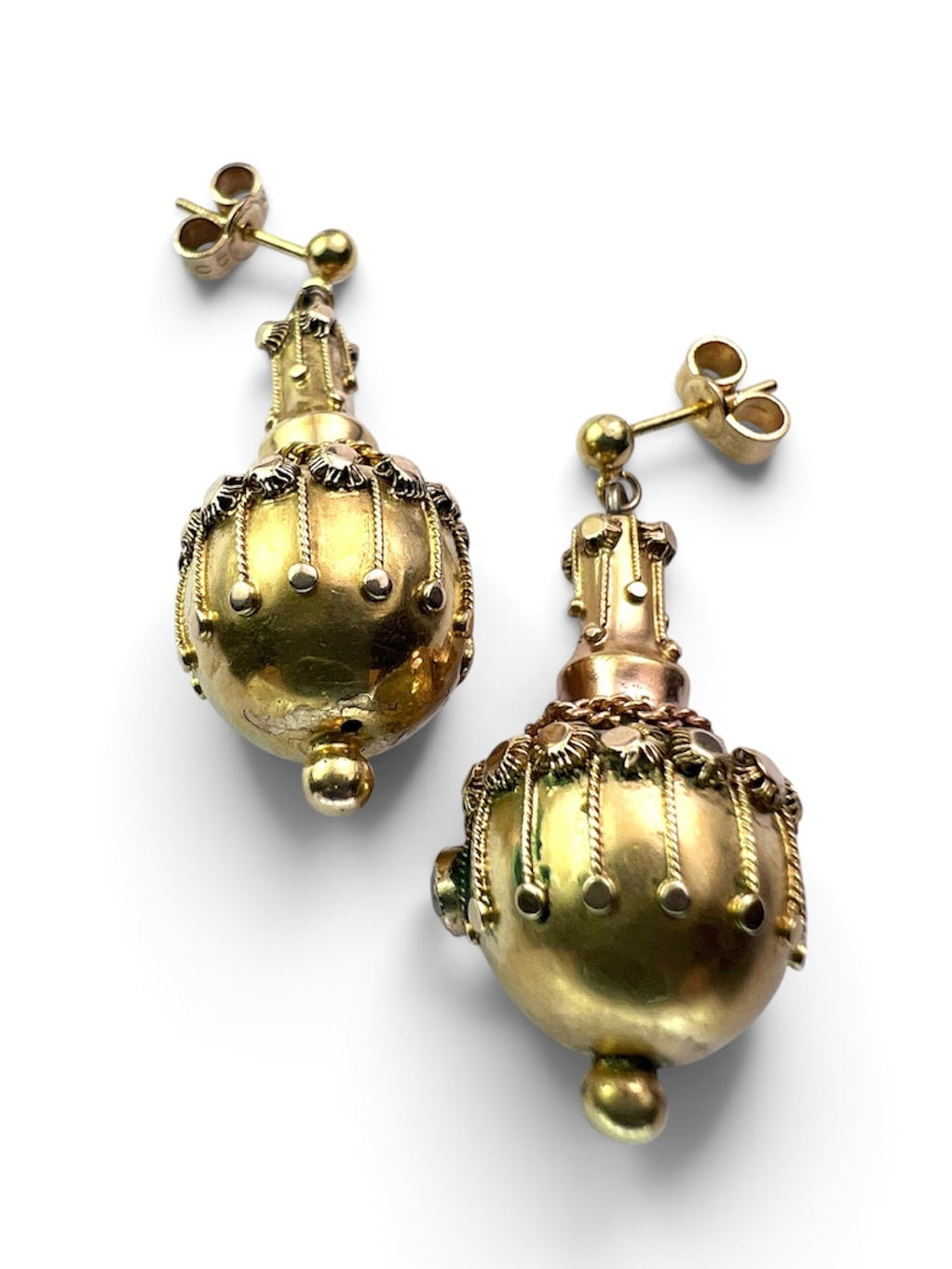 Victorian 15CT Gold Etruscan Revival Amphora Earrings