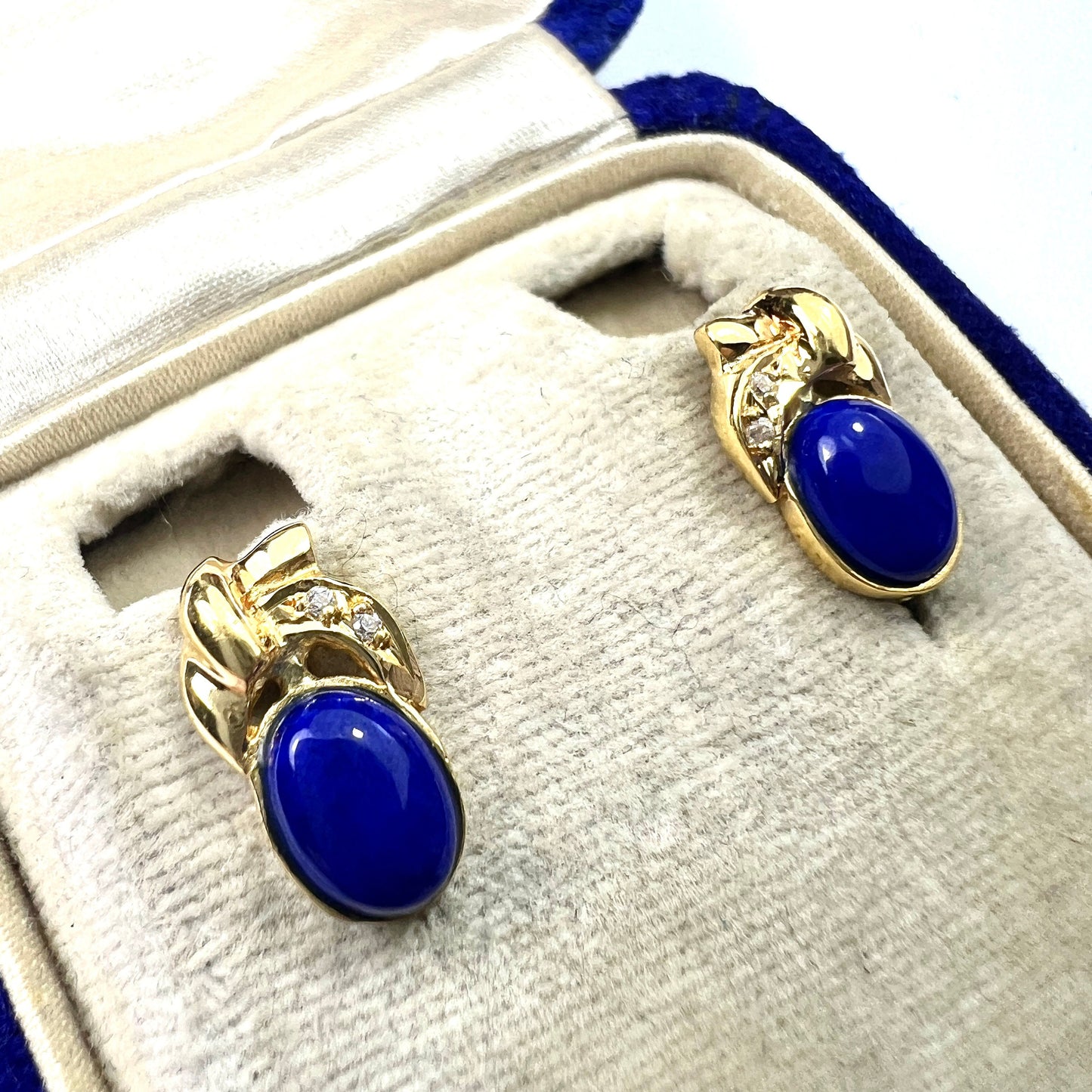 Vintage 18CT Gold Lapis Lazuli and Diamond Earrings